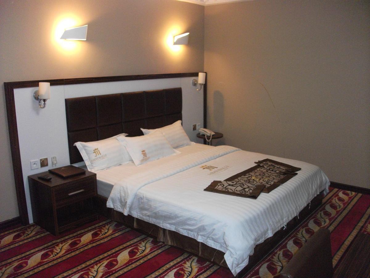 Mbayaville Hotel Douala Kültér fotó