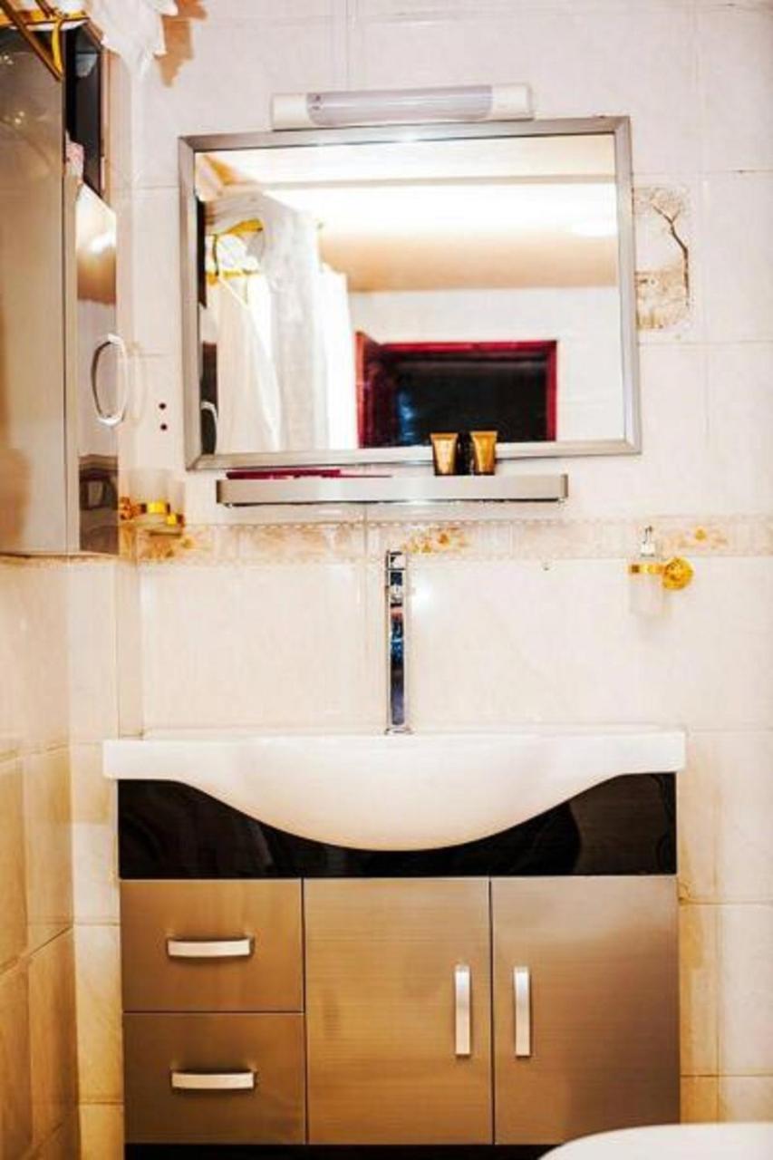 Mbayaville Hotel Douala Kültér fotó