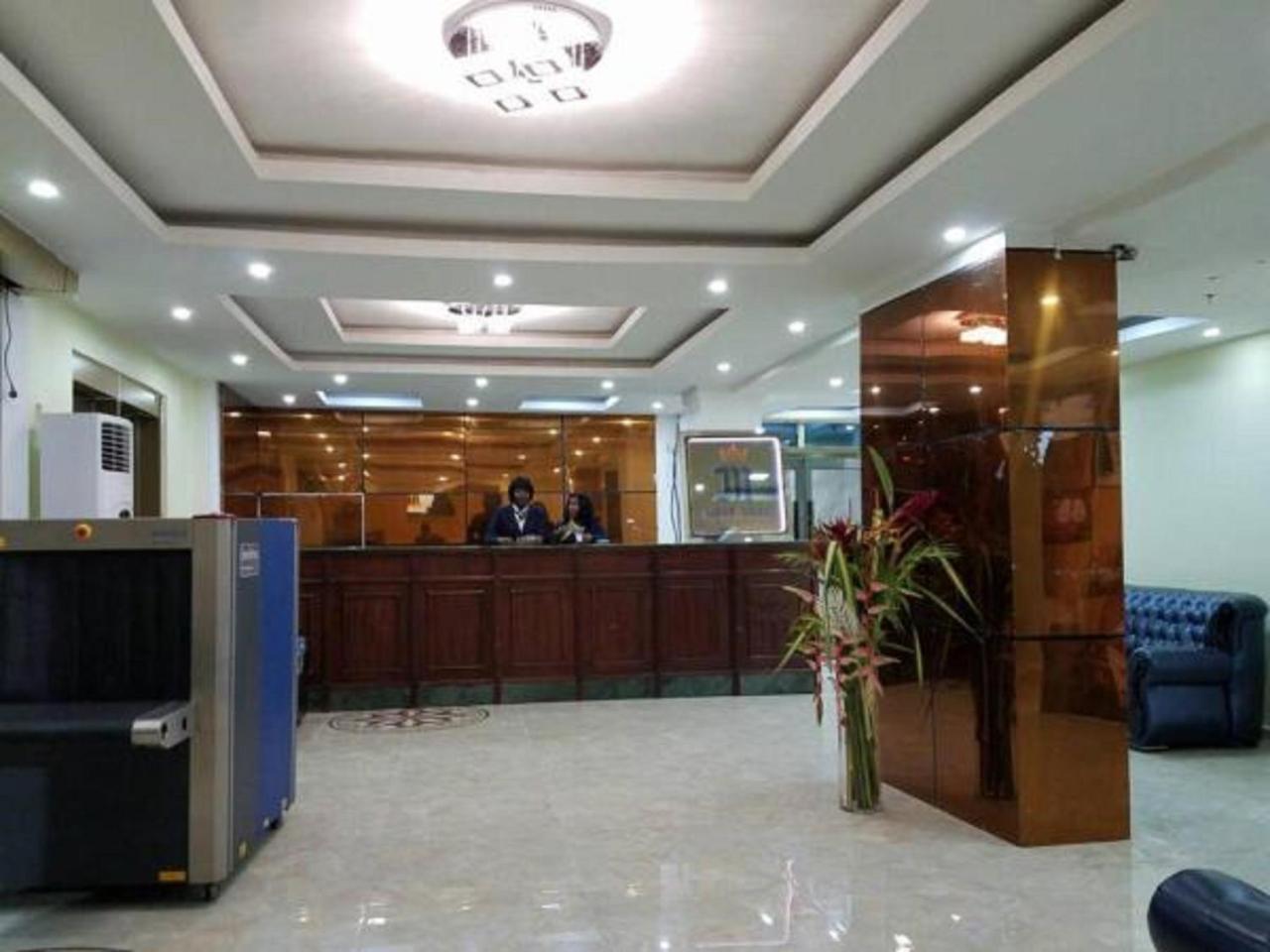 Mbayaville Hotel Douala Kültér fotó