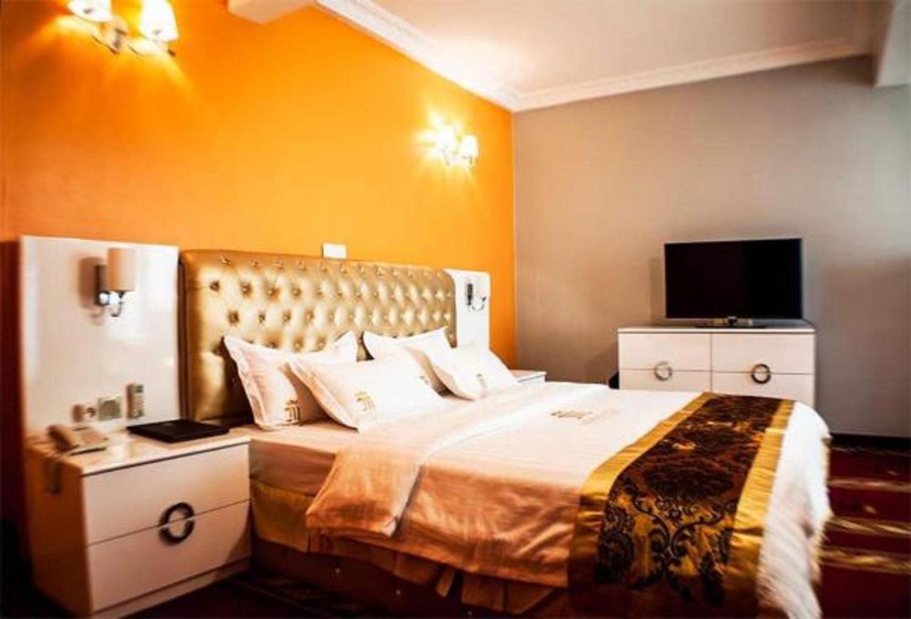 Mbayaville Hotel Douala Kültér fotó